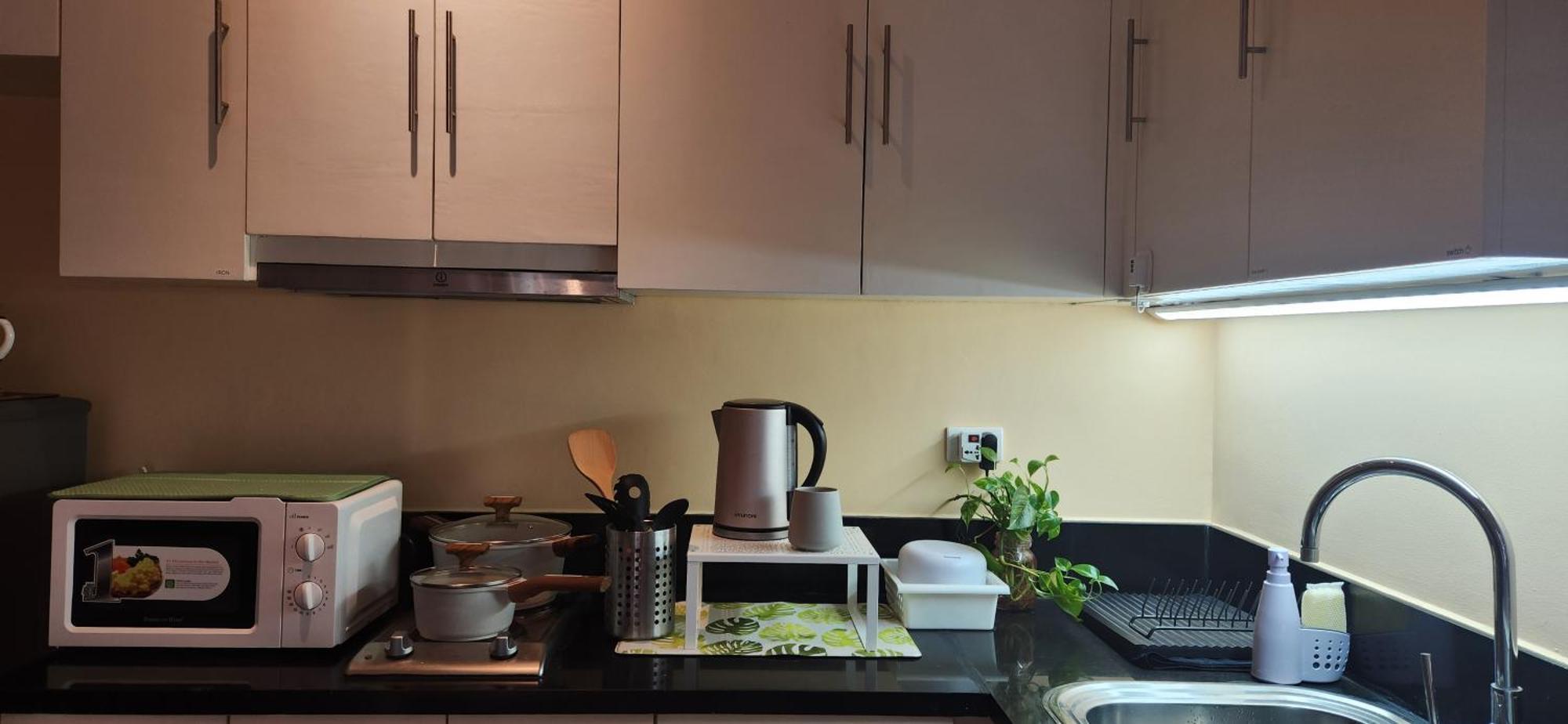 Venice Luxury: Family Suite with Mall Access and Pool Taguig Room photo